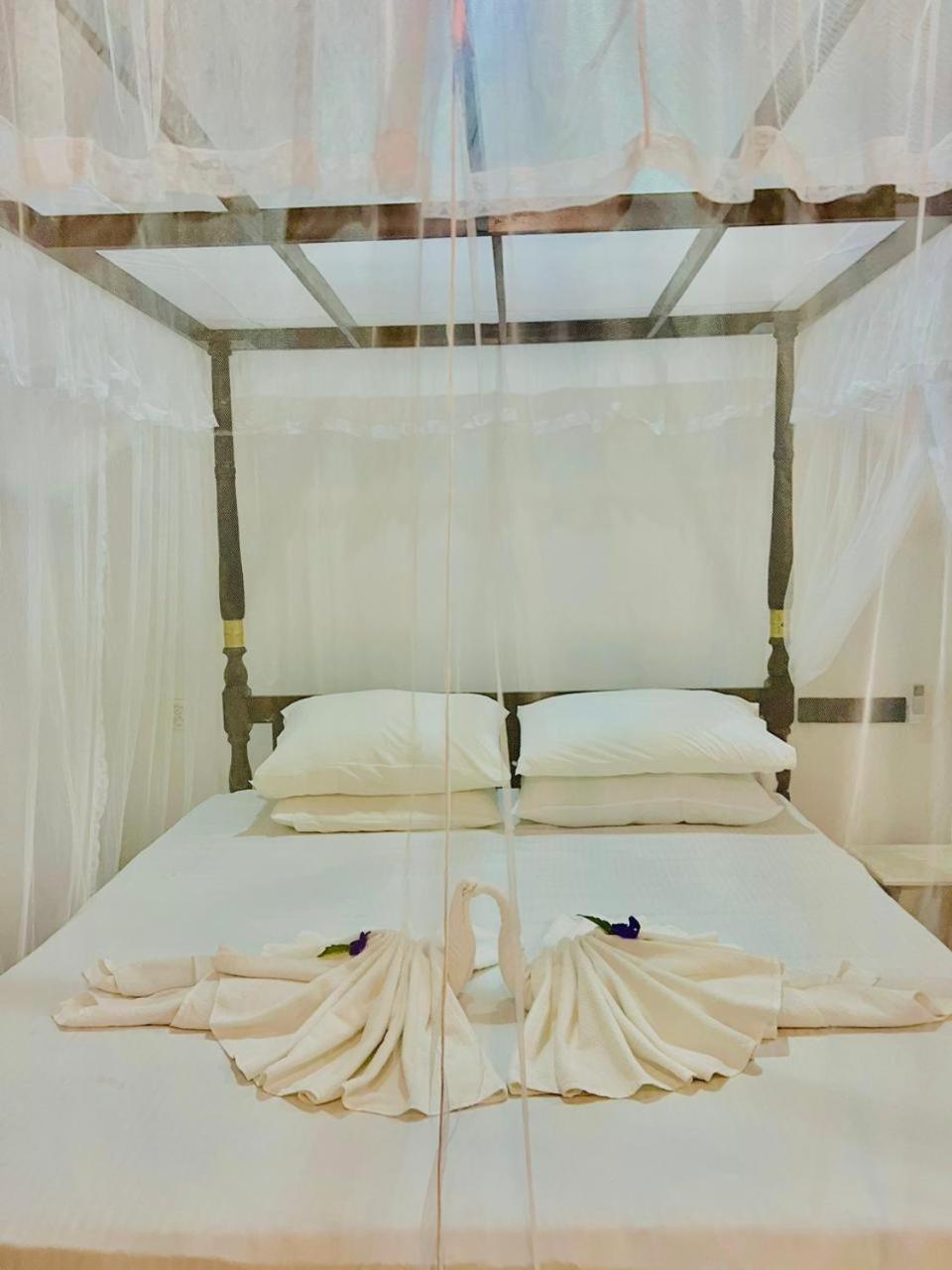 Maritime Nest Cabanas Tangalle Exterior photo